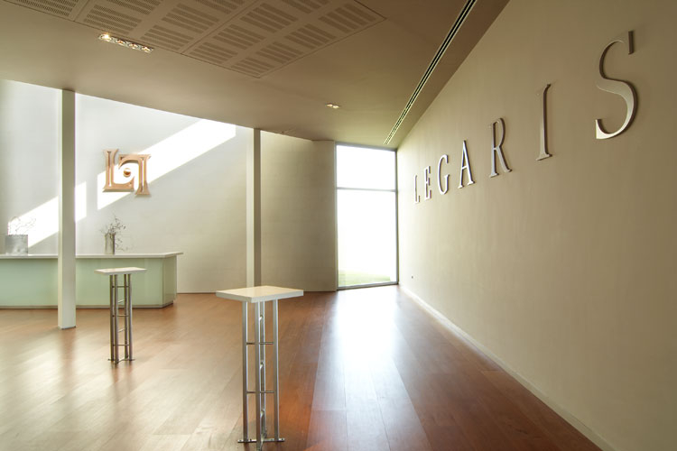 _mg_0119-saladegustacion.jpg Bodegas LEGARIS