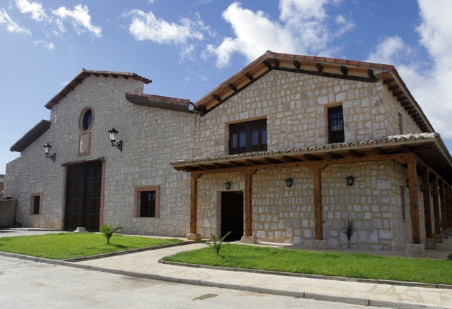 Bodegas VIÑA MAMBRILLA