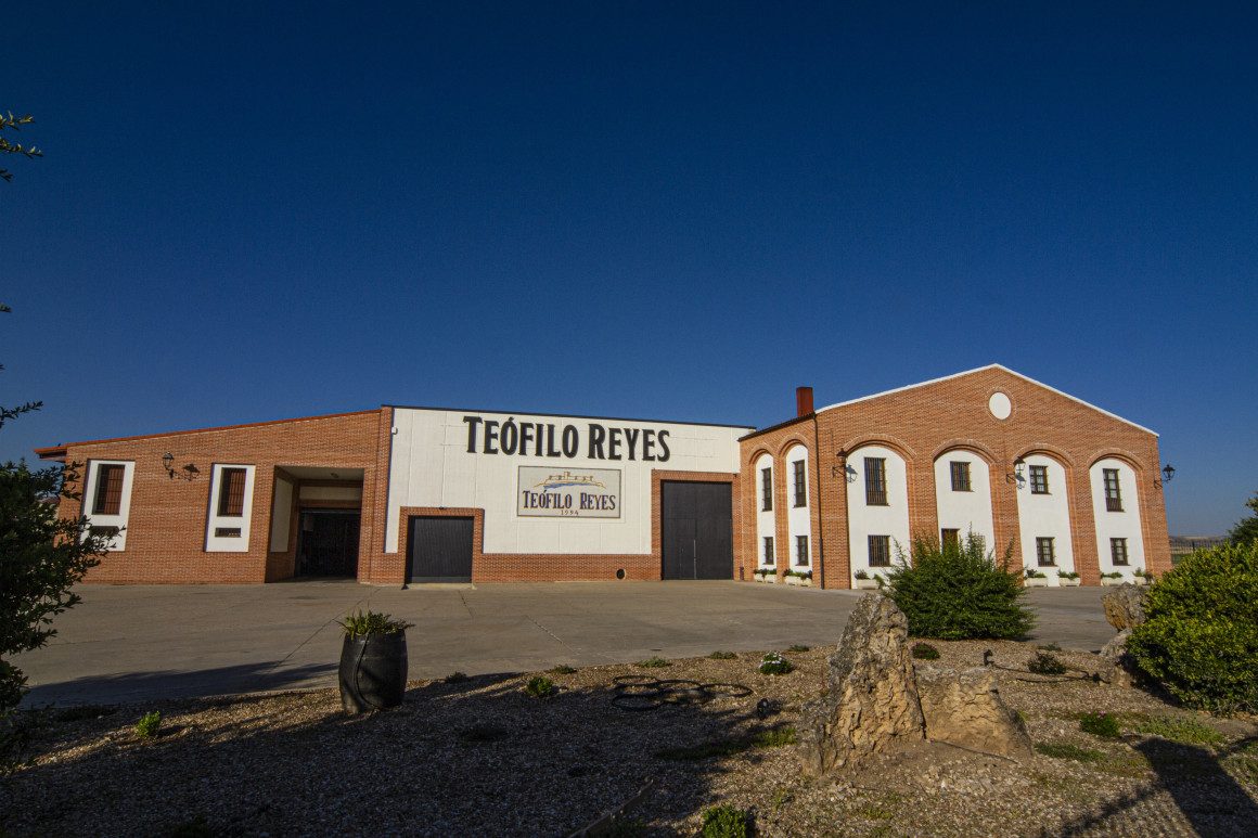 BODEGA 5 JPG.jpg FACHADA