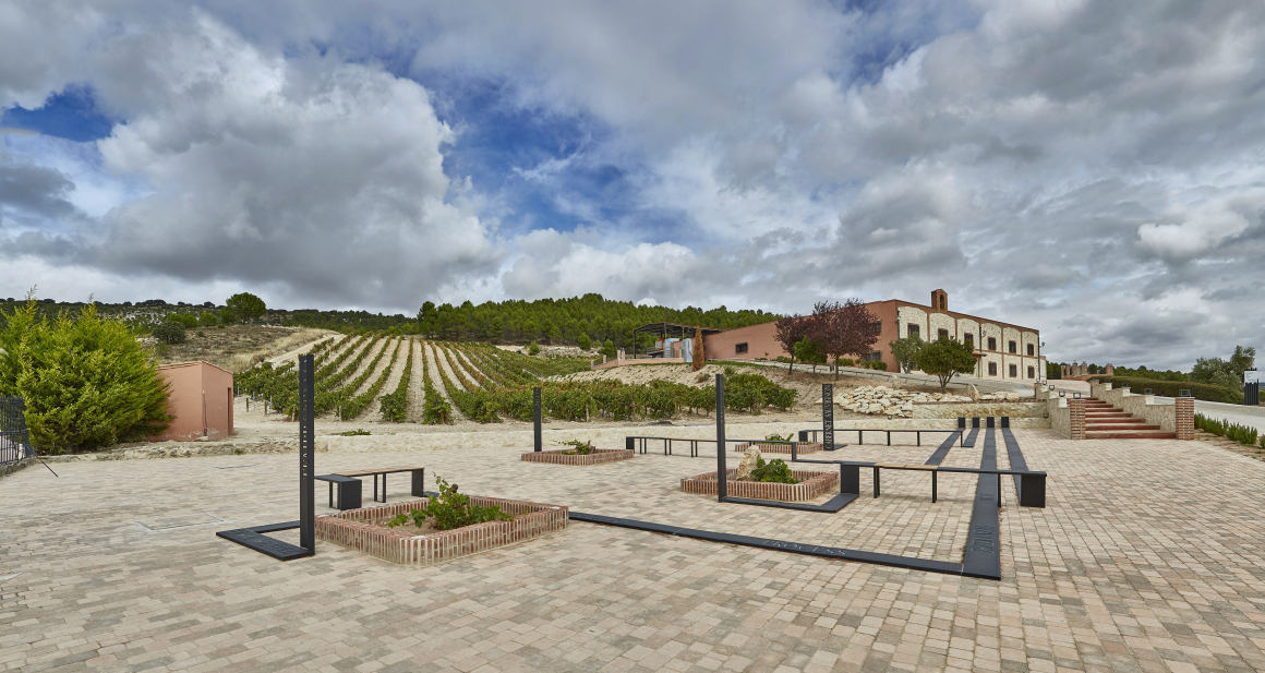 Bodega Matarromera Panorama_2_1.jpg Bodega Matarromera