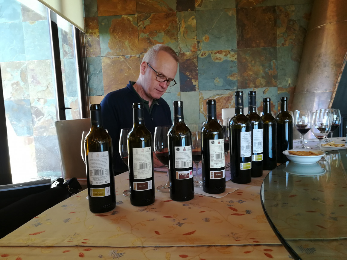 Tim Atkin MW alaba la calidad y continua evolución de los vinos de Ribera del Duero